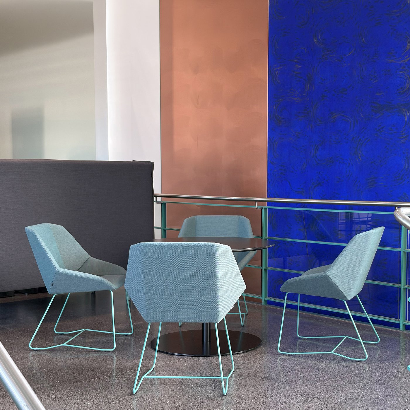 vivero armchair rosebud chemicum